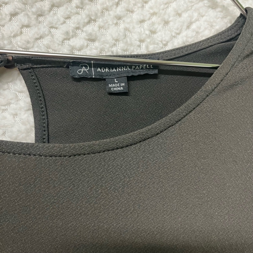 Adrianna Papell Pleated Blouse Womens Career Large Gray Keyhole Back Workwear - Picture 7 of 12